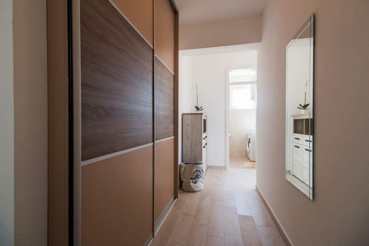 Apartment Hera With Balcony And Free Parking 자다르 외부 사진