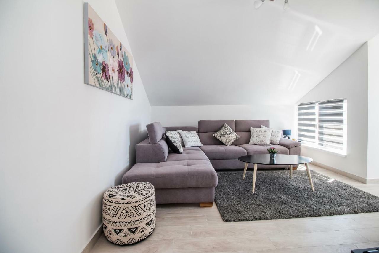 Apartment Hera With Balcony And Free Parking 자다르 외부 사진