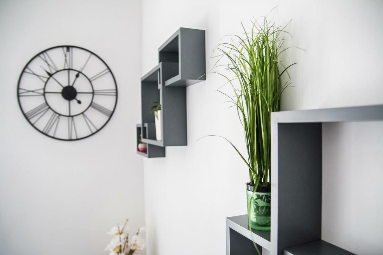 Apartment Hera With Balcony And Free Parking 자다르 외부 사진